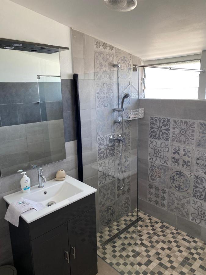 סן-פייר La Casita Creole Villa Avec Piscine Et Jacuzzi מראה חיצוני תמונה